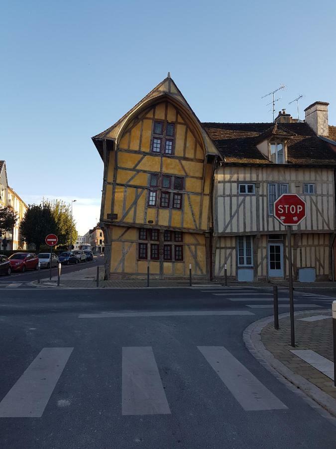 Appartement Du Vieux Troyes Eksteriør billede