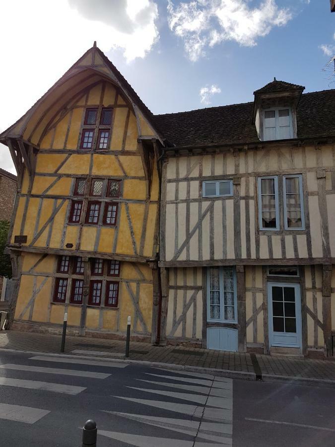 Appartement Du Vieux Troyes Eksteriør billede